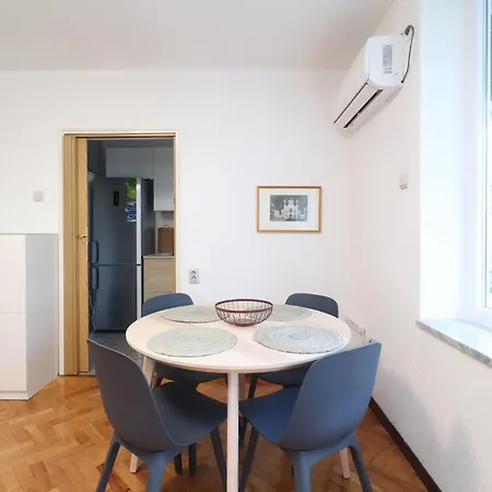 Apartment Vili, Green Oasis Step To The Sea Opatija Exterior photo